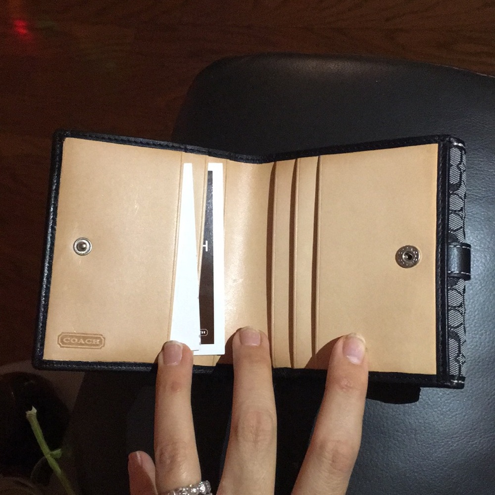 Coach wallet - Picture 3 of 4